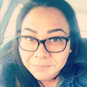 Meet your Posher, Valerie